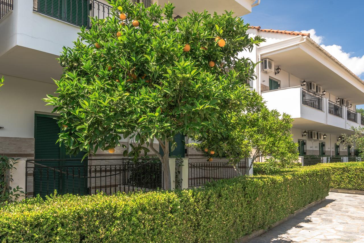 Chandris Apartments Kavos Exterior photo