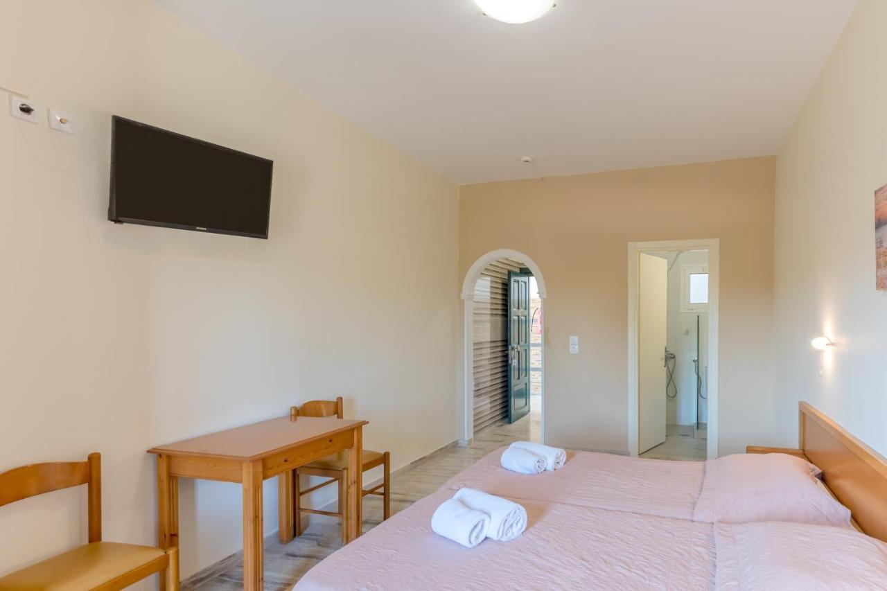 Chandris Apartments Kavos Exterior photo