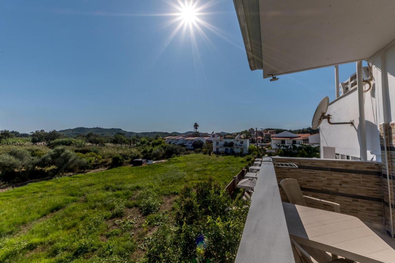 Chandris Apartments Kavos Exterior photo